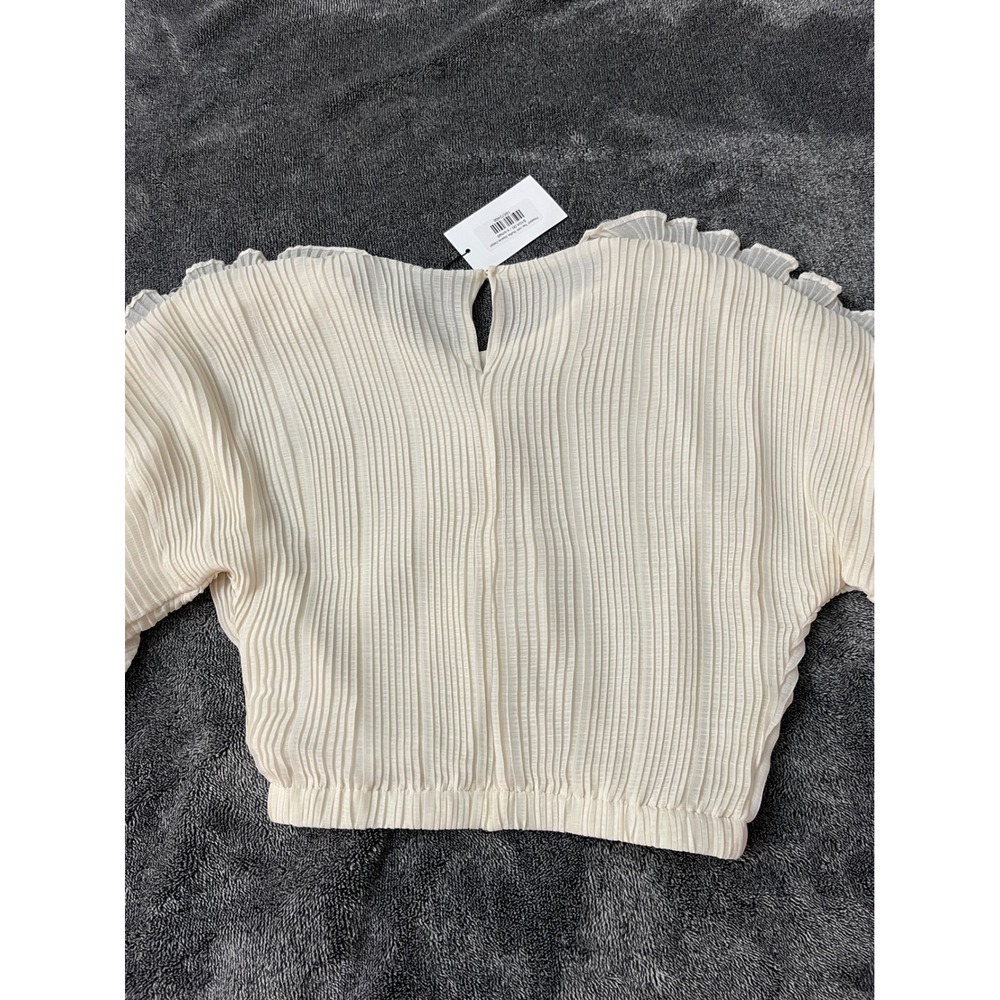 NWT Romantic Endless Rose Pleated Top with Ruffle Sleeve Cream Off White XS - Picture 4 of 8